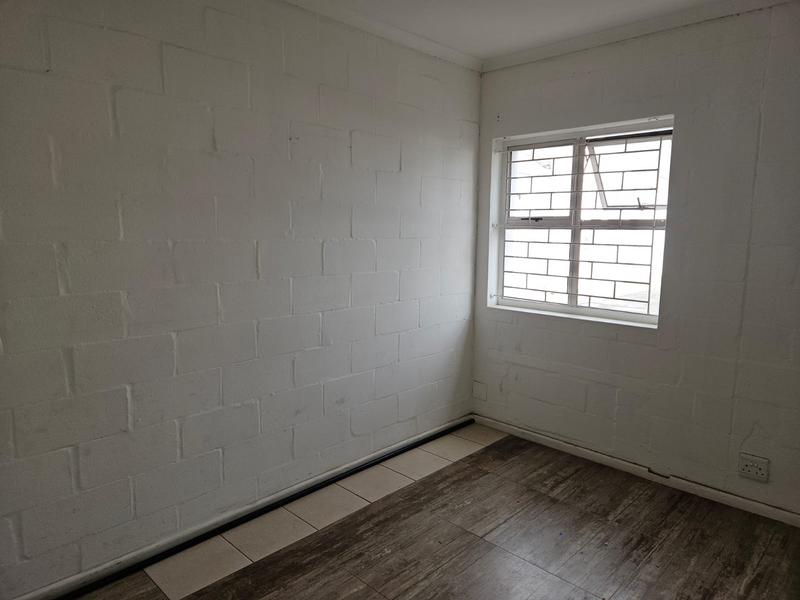 To Let commercial Property for Rent in Parow Western Cape